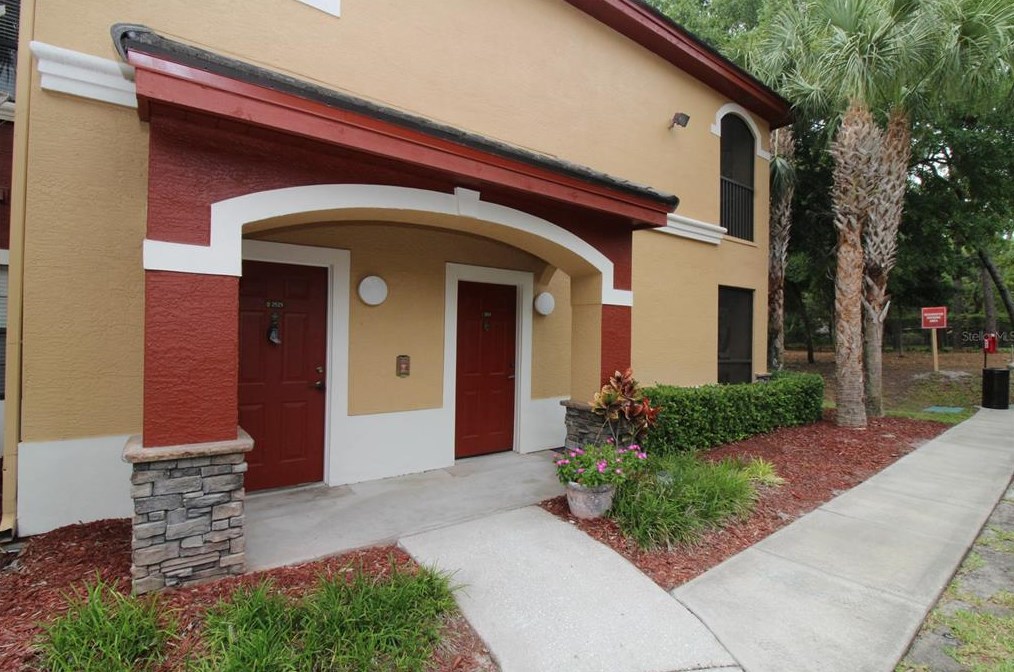 2209 Portofino Pl #2525, Palm Harbor, FL 34683