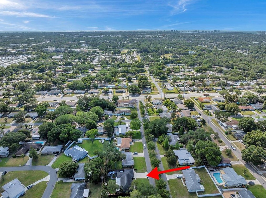 2604 Frst Pkwy, Largo FL  33771-1452 exterior