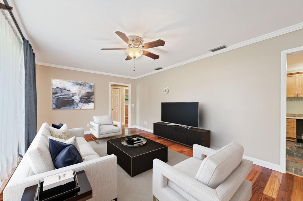 2604 Frst Pkwy, Largo FL  33771-1452 exterior