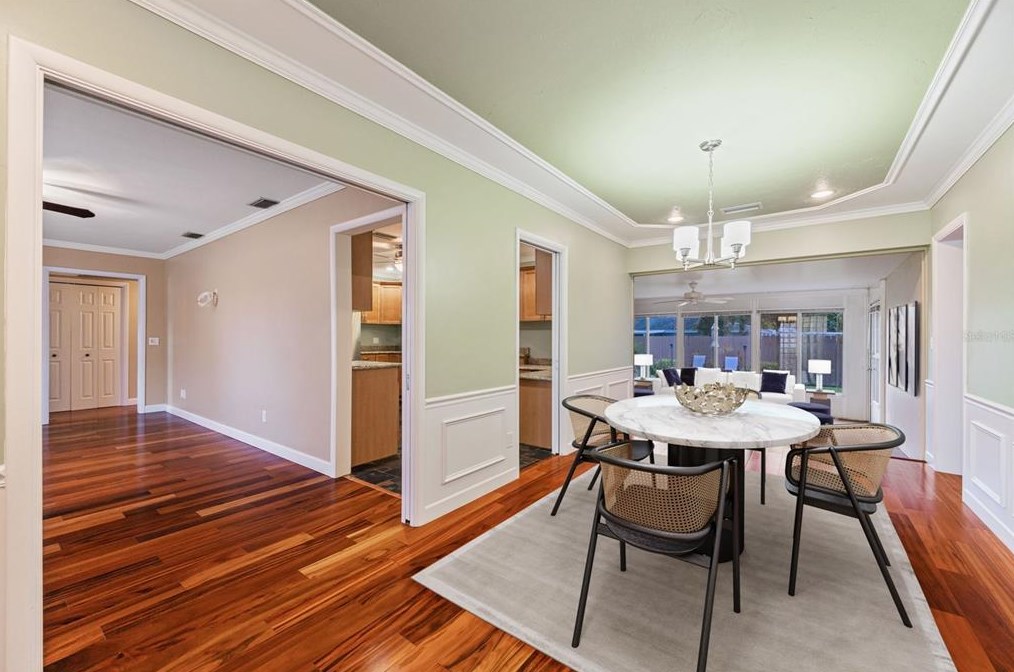 2604 Forest Pkwy, Largo FL  33771-1452 exterior