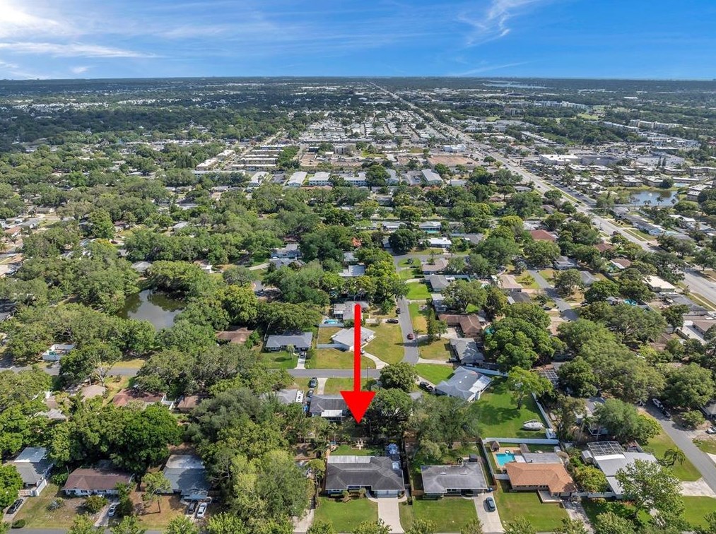 2604 Frst Pkwy, Largo FL  33771-1452 exterior