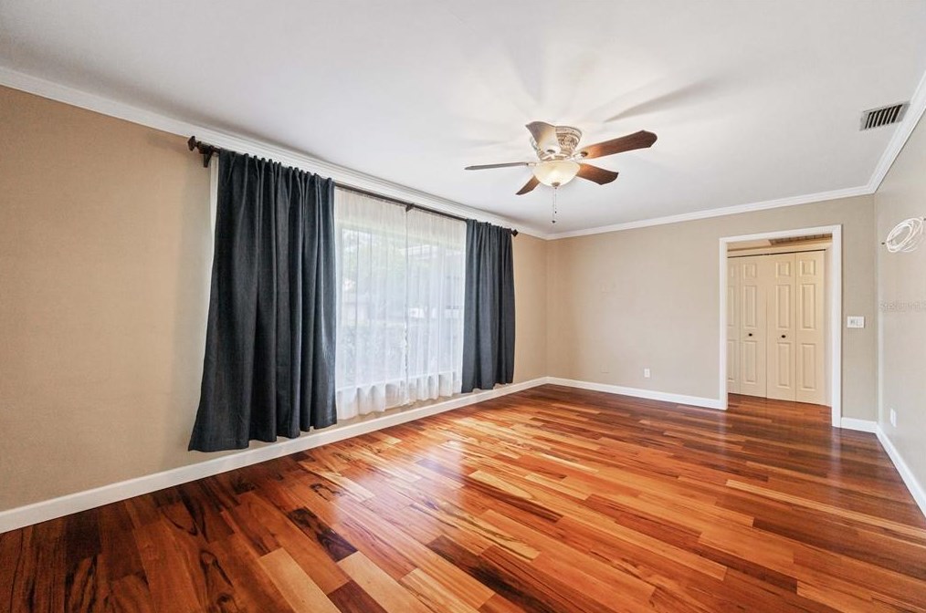 2604 Frst Pkwy, Largo FL  33771-1452 exterior