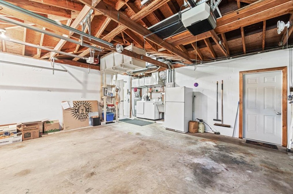 2604 Frst Pkwy, Largo FL  33771-1452 exterior