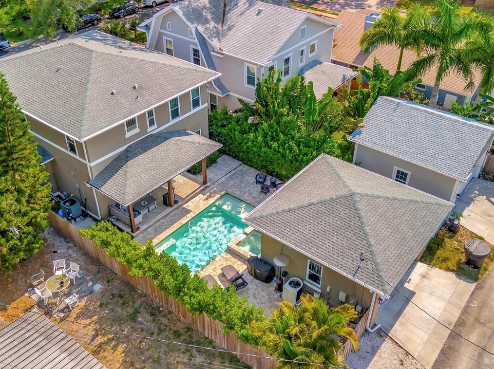 481 33rd Ave, Saint Petersburg, FL 33704-1303