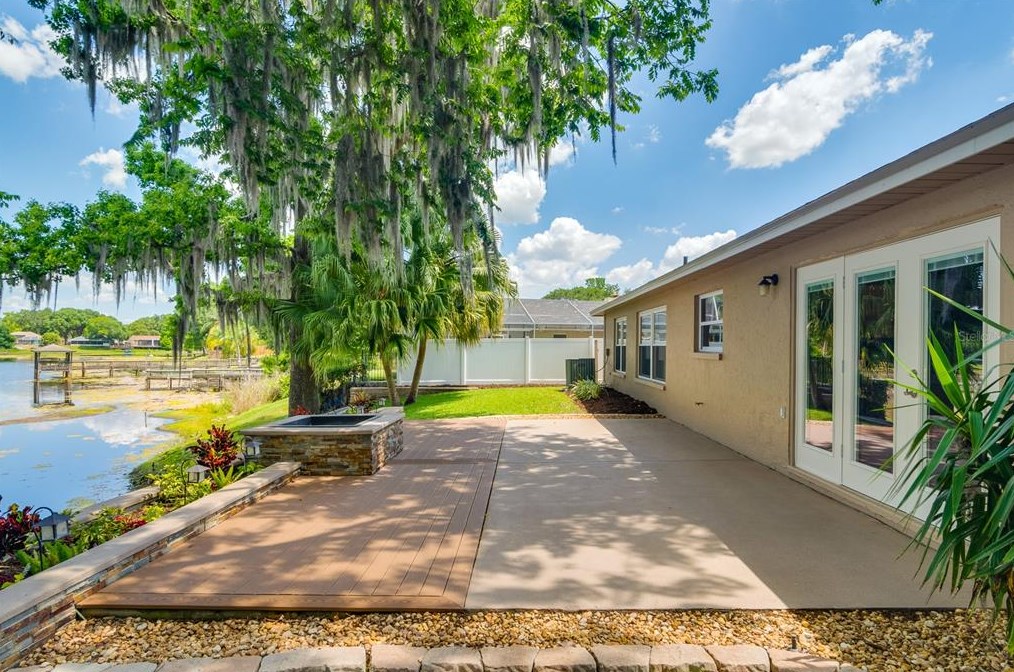 2139 Foggy Ridge Pkwy, Land O Lakes FL  34639-5410 exterior