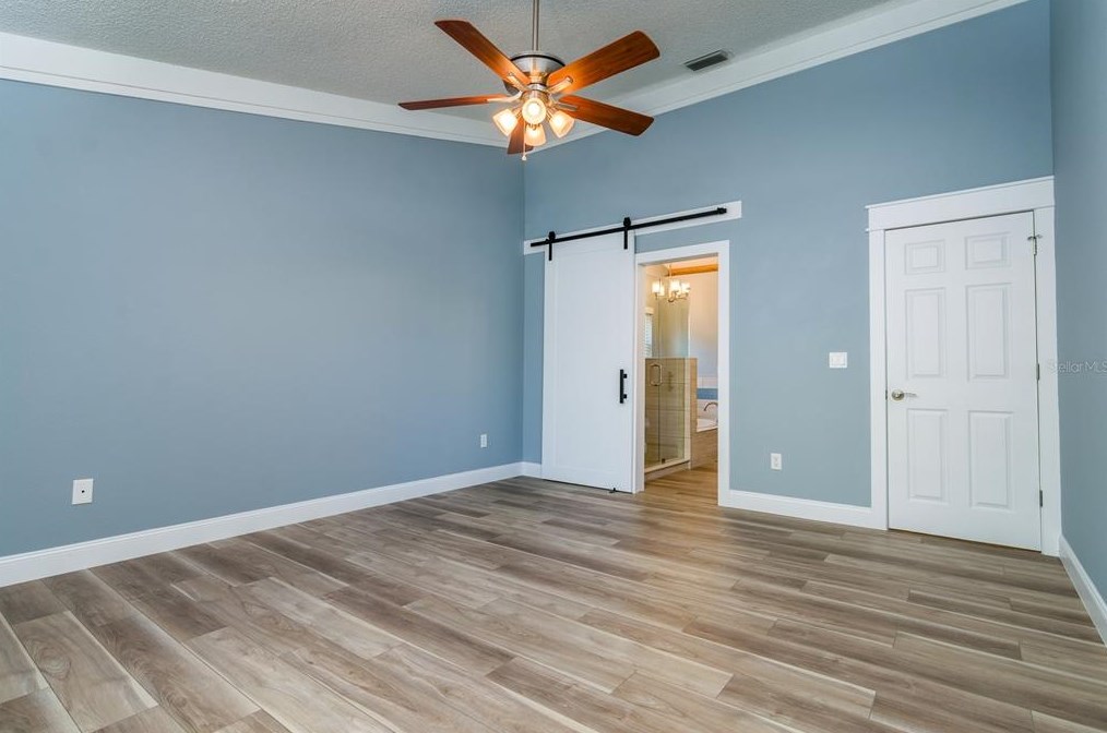2139 Foggy Ridge Pkwy, Land O Lakes FL  34639-5410 exterior