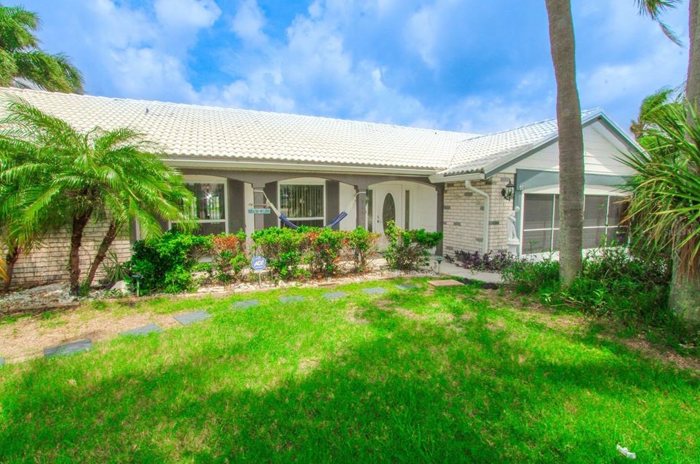 3635 Delta Pl, Tarpon Springs, FL 34691-1108