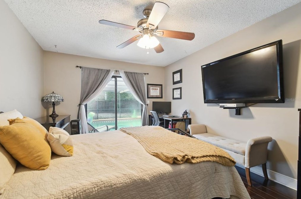 2777 Valencia Ln, Palm Harbor FL  34684-3936 exterior