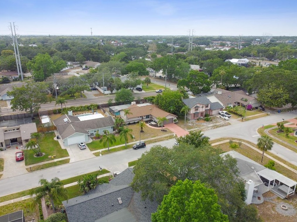 2777 Valencia Ln, Palm Harbor FL  34684-3936 exterior