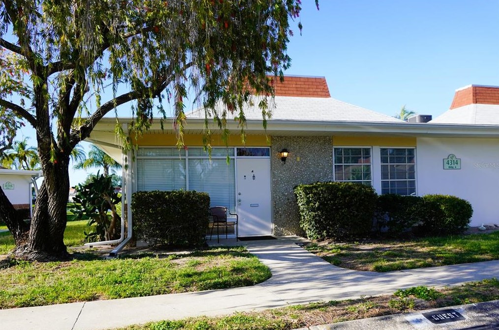 4314 Tahitian Gardens Cir #a, Tarpon Springs, FL 34691