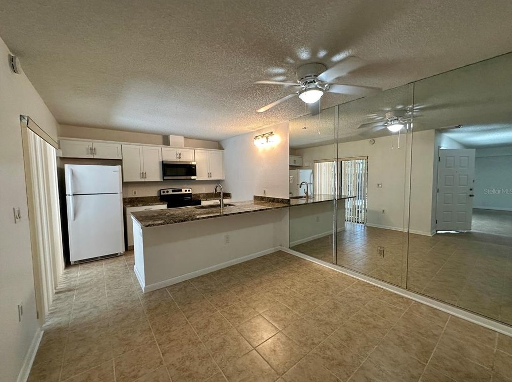 2707 5th Ct #2707, Palm Harbor, FL 34684