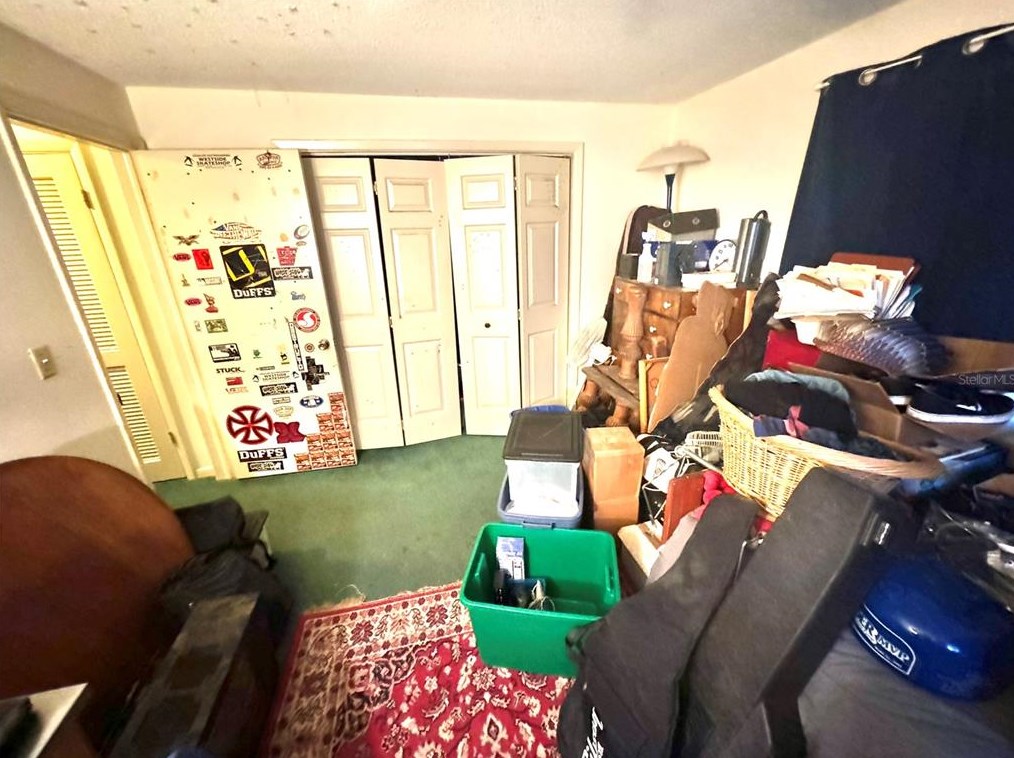 705 Wild Oak Ln, Palm Harbor FL  34683-3033 exterior