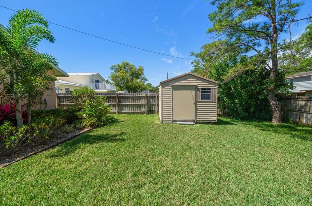 12903 Mia Cir, Largo FL exterior