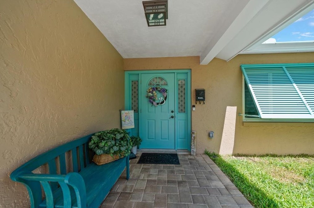 12903 Mia Cir, Largo FL exterior