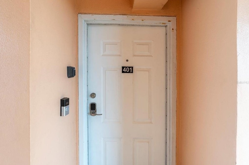 1000 Gulf Blvd #401, Belleair Beach, FL 33785