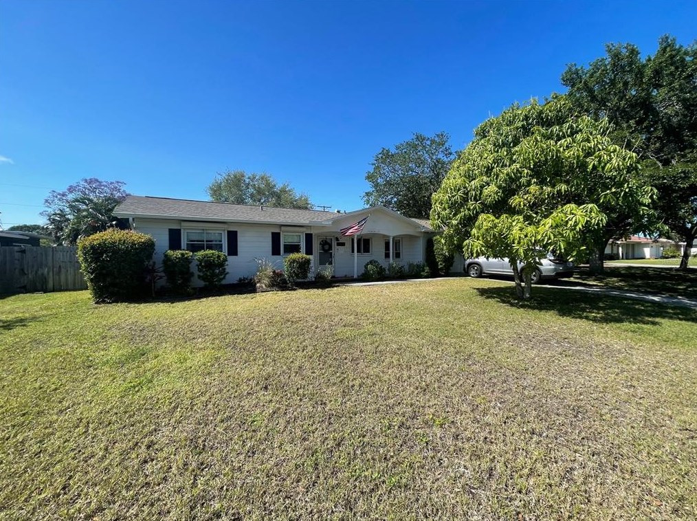 11750 84th Ave, Largo, FL 33772
