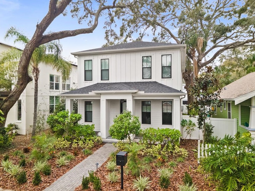 319 12th Ave Ne, Saint Petersburg, FL 33701