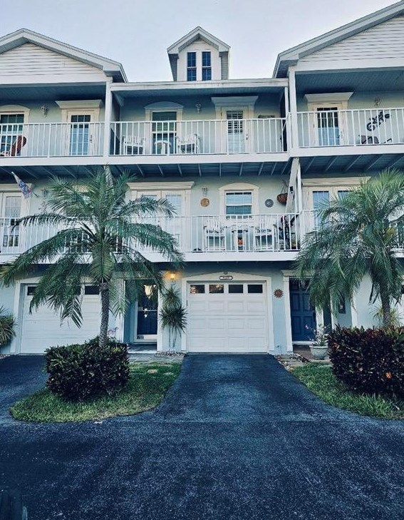 9166 Blind Pass Rd, Saint Petersburg, FL 33706-1303