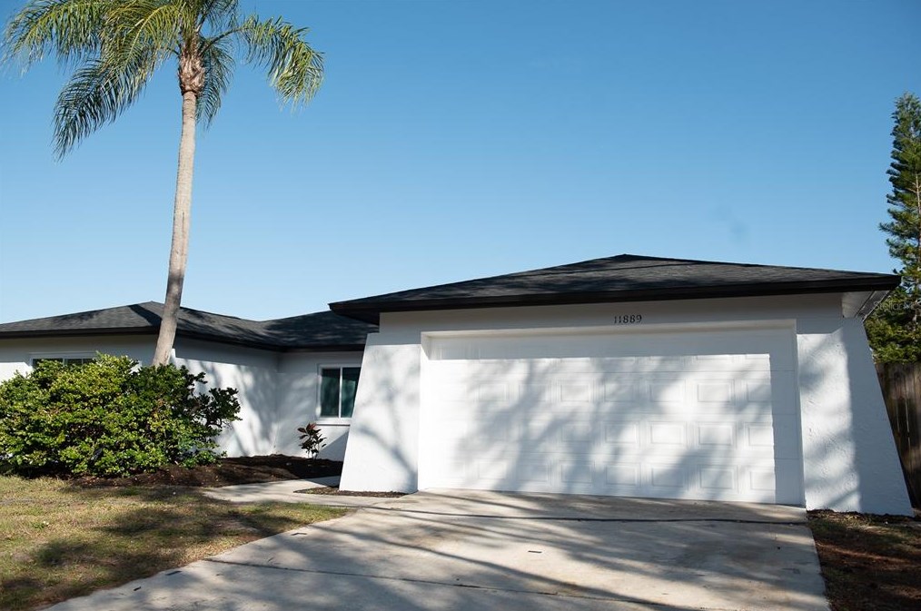 11889 93rd Ave, Largo, FL 33772