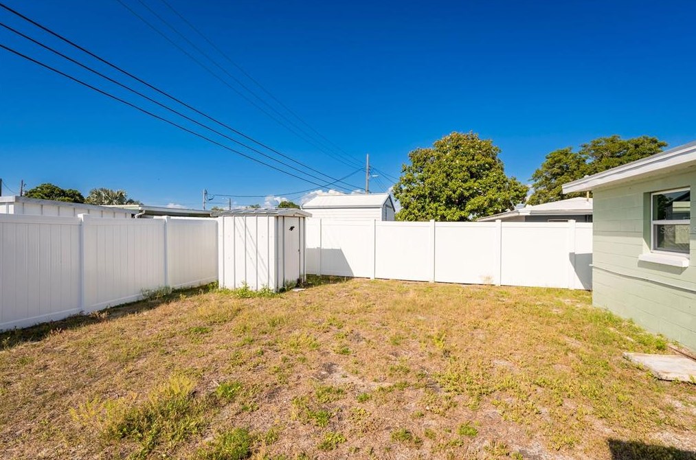 10477 119 Ave, Largo FL  33773-2227 exterior