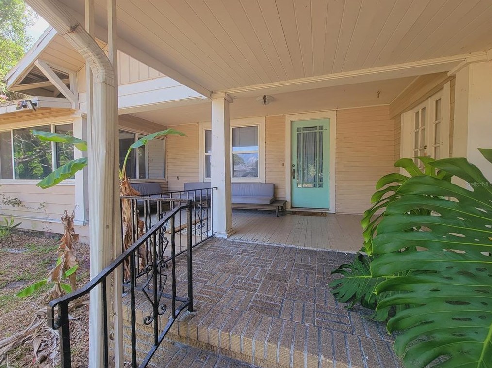 2207 Florida Ave S, Saint Petersburg, FL 33705