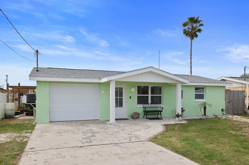 13731 Melanie Ave, Port Richey, FL 34667