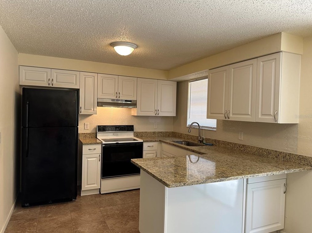 21367 Anderson Rd, Brooksville, FL 34601