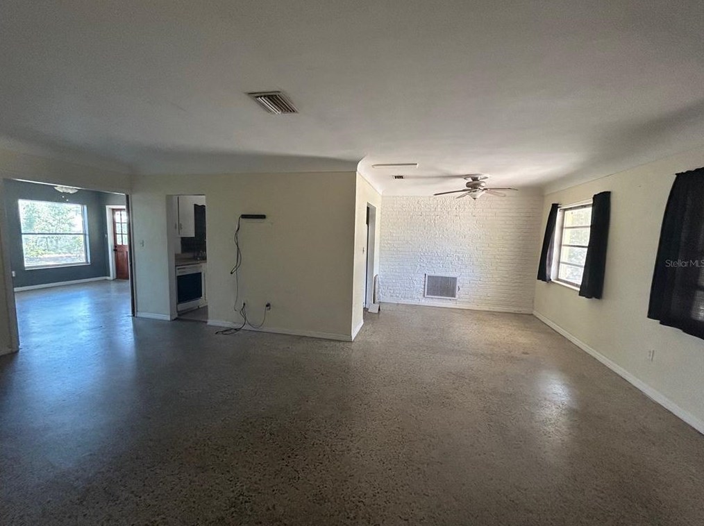 10727 64th Ave, Largo, FL 33772-6345
