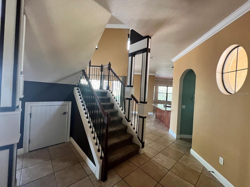1624 Jasmine Ave, Tarpon Springs, FL 34689-5250