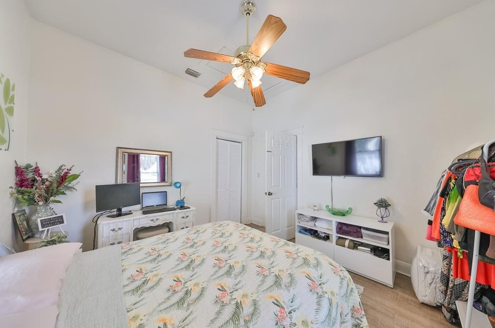 2309 North B St, Tampa FL 33609-2336 exterior