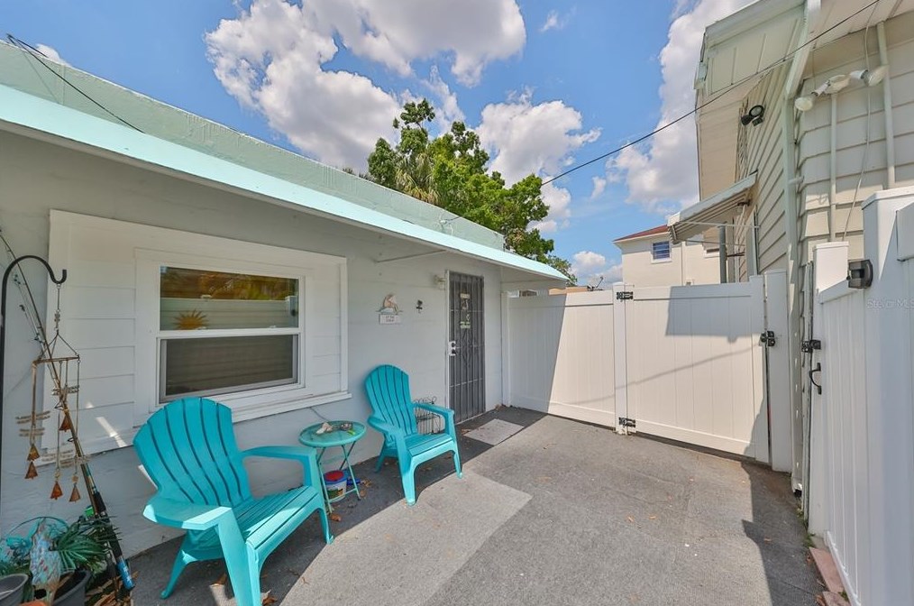 2309 North B St, Tampa FL 33609-2336 exterior