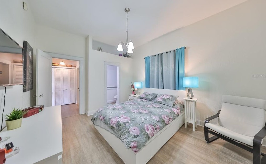 2309 North B St, Tampa FL 33609-2336 exterior