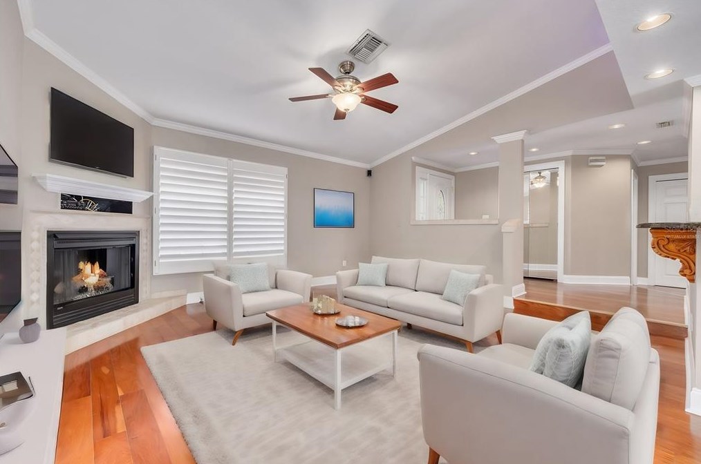 1333 Stonehenge Way, Palm Harbor, FL 34683-6354