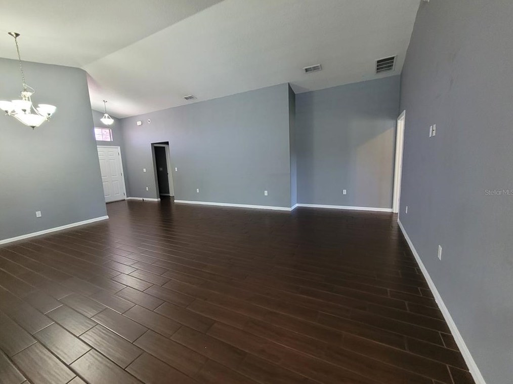 6401 Twin Bridges Dr, Zephyrhills FL 33541-8380 exterior