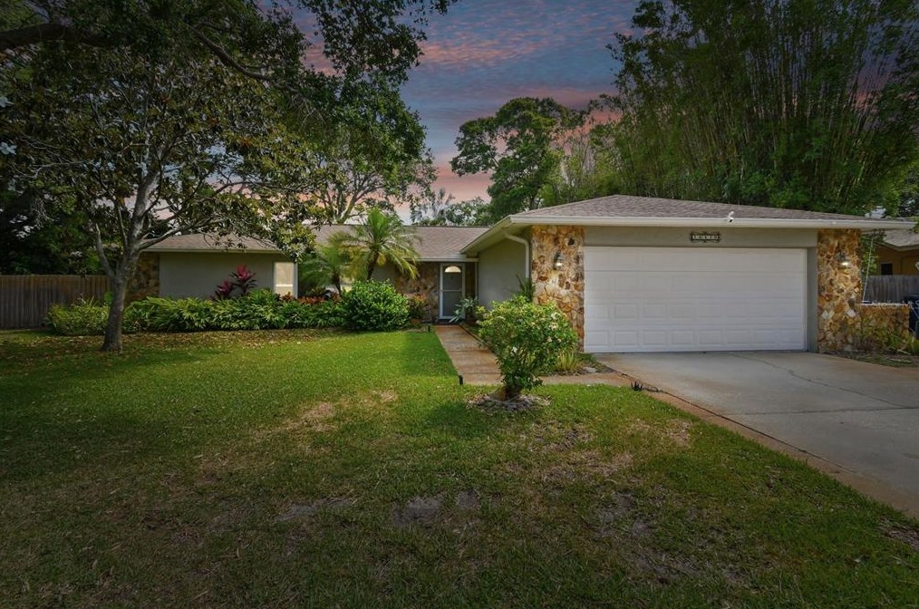 10439 Tony Cir, Largo, FL 33778-3914