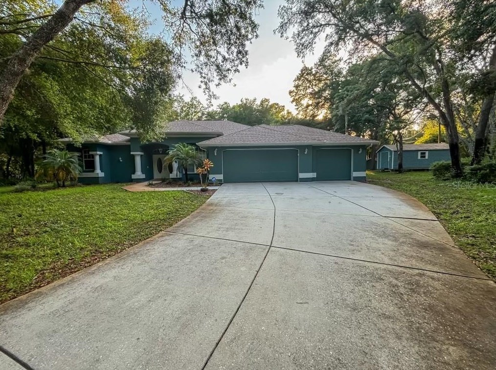 12837 Morgan Rd, Port Richey, FL 34669