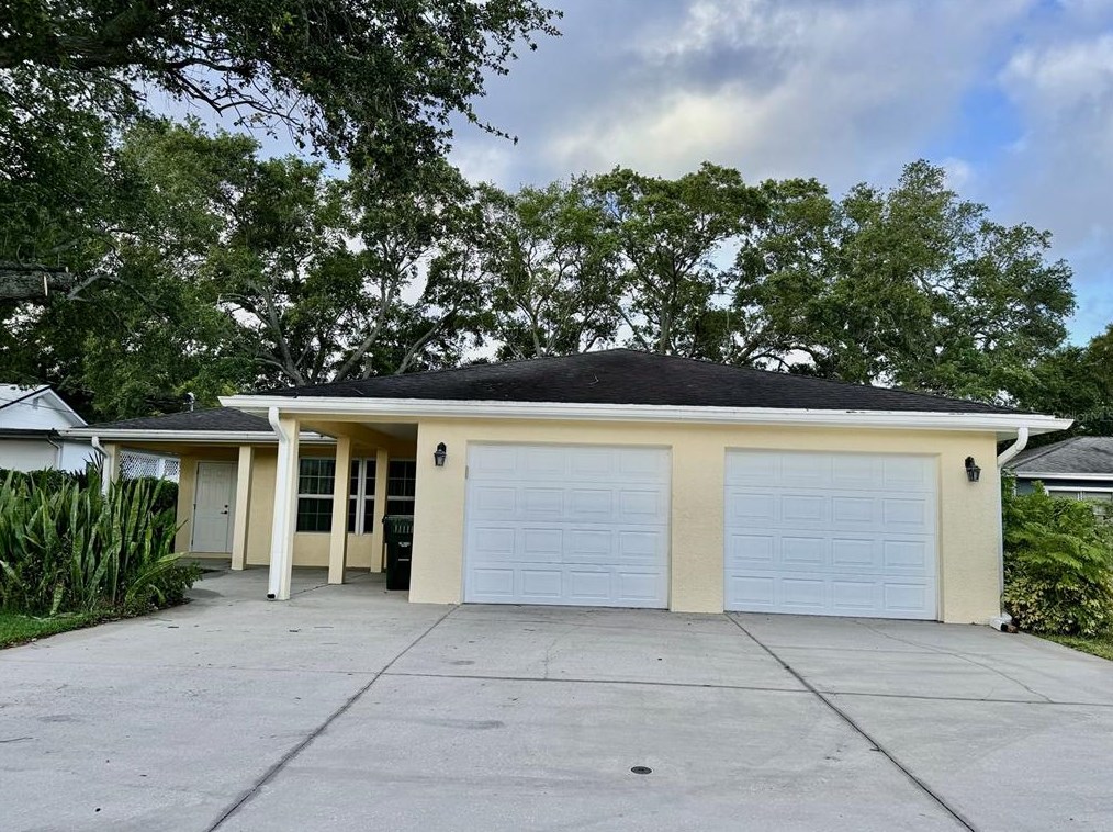 1020 2nd Ave Nw, Largo, FL 33770