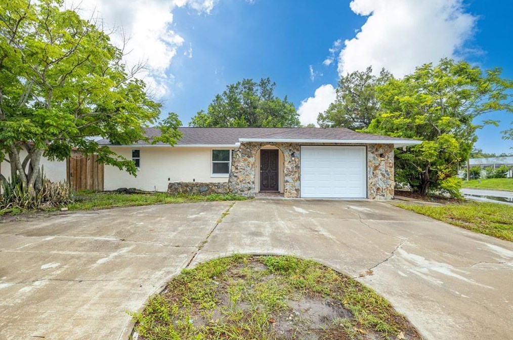 6604 Lenoir Dr, Port Richey, FL 34668