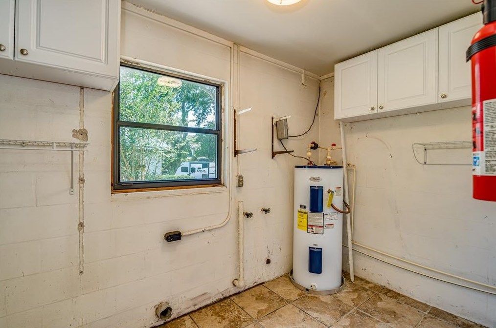 9203 Cobb Rd, Riverview FL 33578-4927 exterior