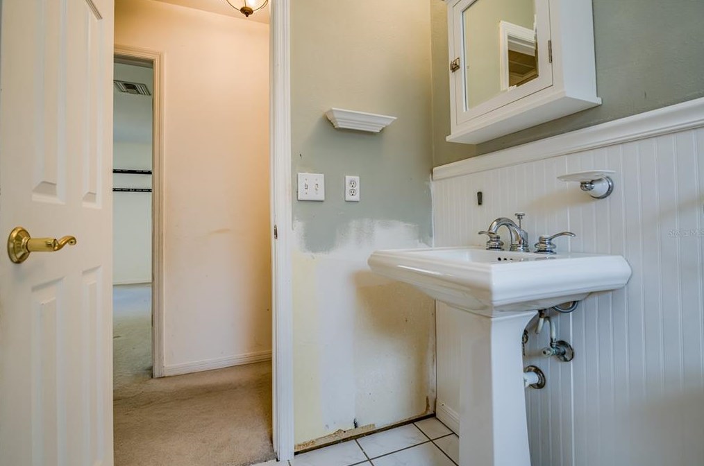 9203 Cobb Rd, Riverview FL 33578-4927 exterior