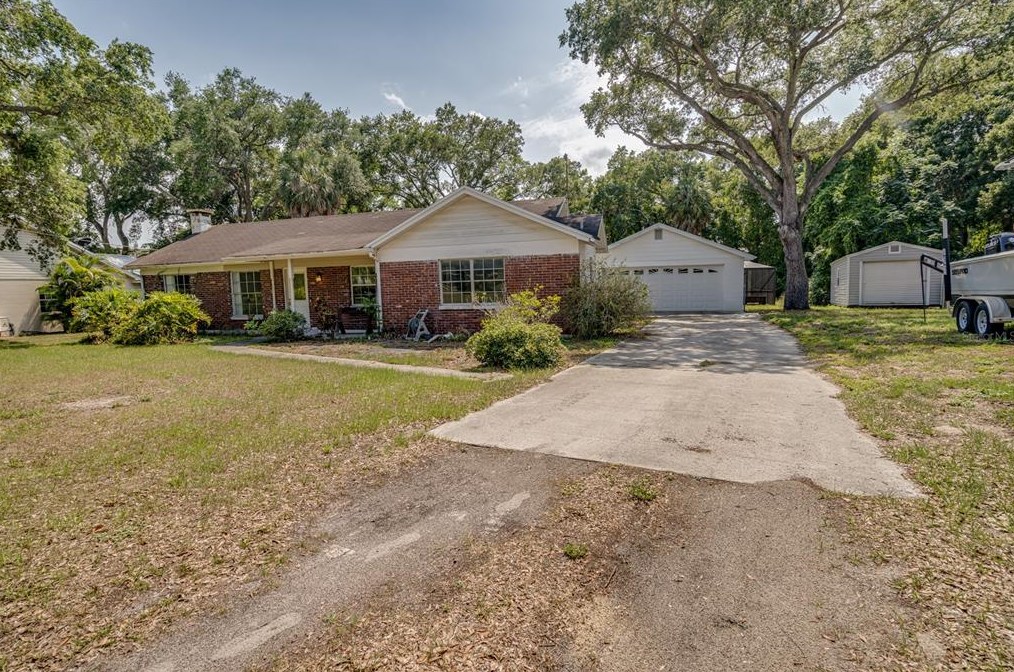9203 Cobb Rd, Riverview, FL 33578-4928