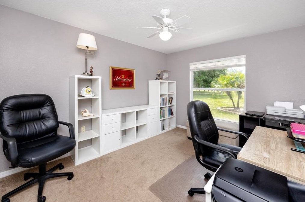 3019 Sutton Woods Dr, Plant City FL  33566-9614 exterior