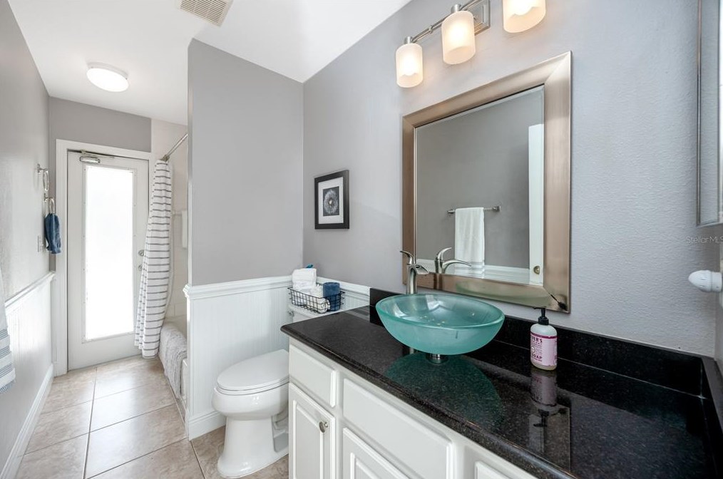 3019 Sutton Woods Dr, Plant City FL  33566-9614 exterior