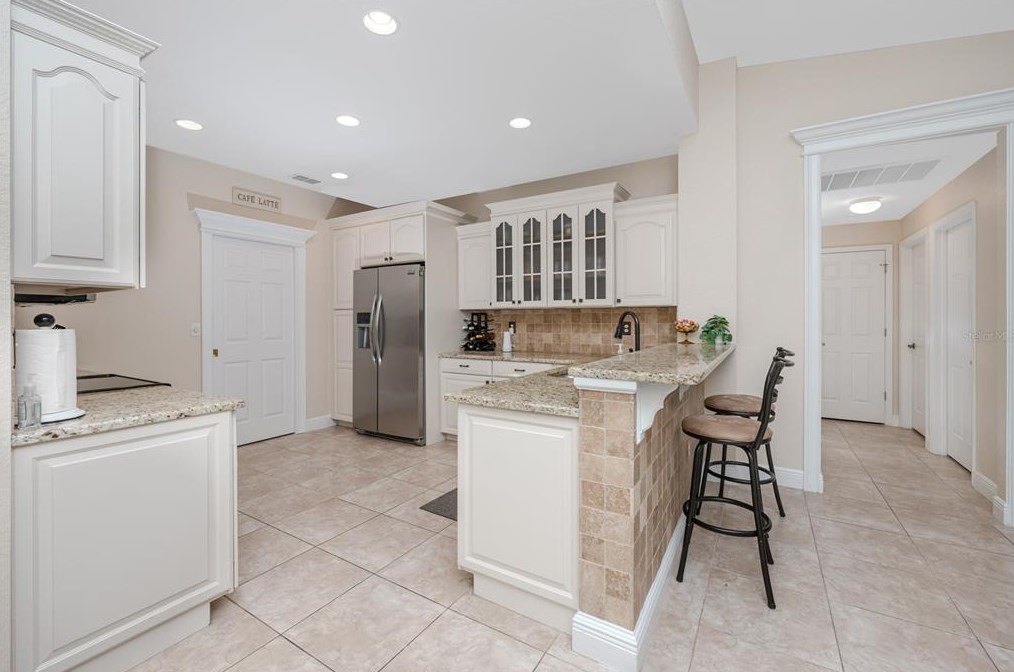 3019 Sutton Woods Dr, Plant City FL  33566-9614 exterior