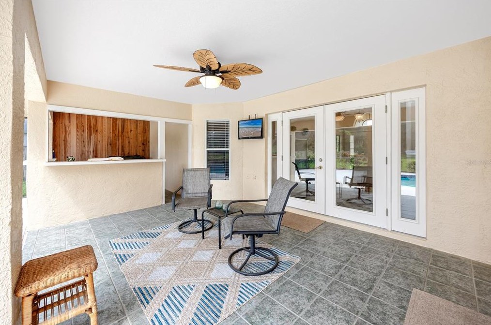 3019 Sutton Woods Dr, Plant City FL  33566-9614 exterior