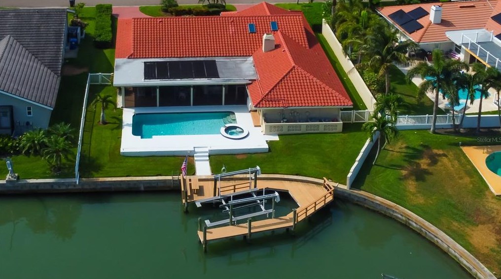 4981 61 Ave, Saint Petersburg FL  33712-4921 exterior