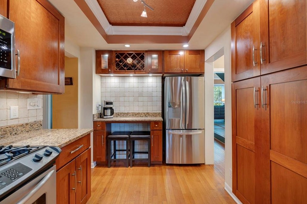 150 23rd Ave N, Saint Petersburg, FL 33704