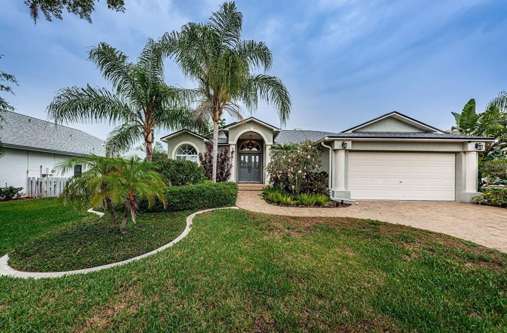 3633 Covington Dr, Tarpon Springs, FL 34691-2521