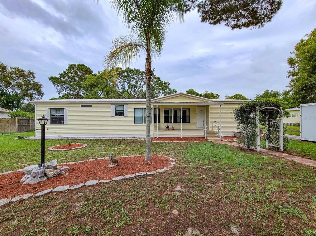 13910 Parkwood St, Port Richey, FL 34669-3937