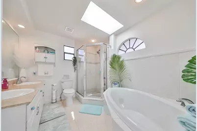 13004 Boca Ciega Avenue, Madeira Beach, FL 33708 - Photo 24